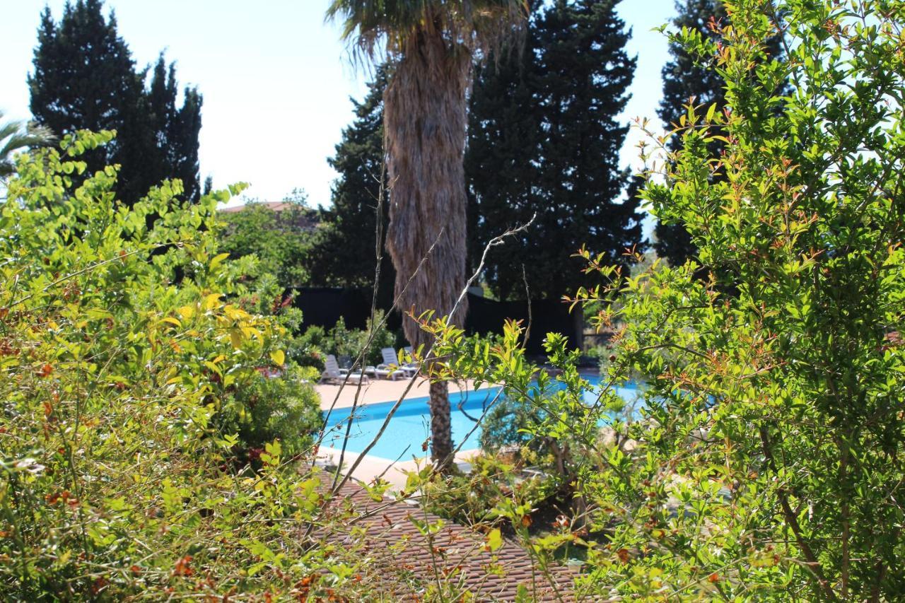 Agriturismo Ruralia サンタ・ドメーニカ エクステリア 写真