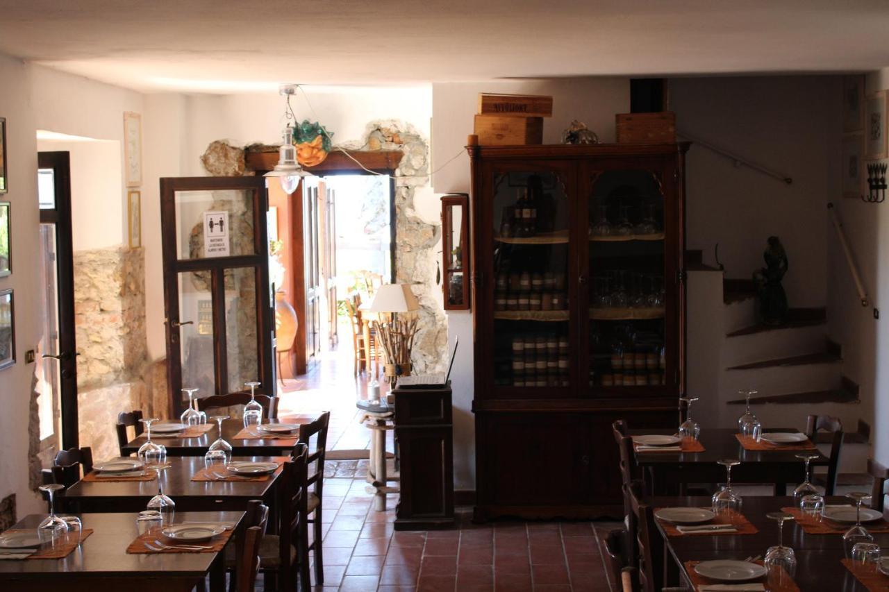 Agriturismo Ruralia サンタ・ドメーニカ エクステリア 写真